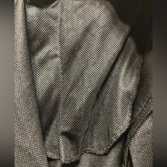 EUC 32 Degrees Plus Size 20 Bermuda Shorts Black Zipper Slash Pockets! 11028 - Picture 3 of 6